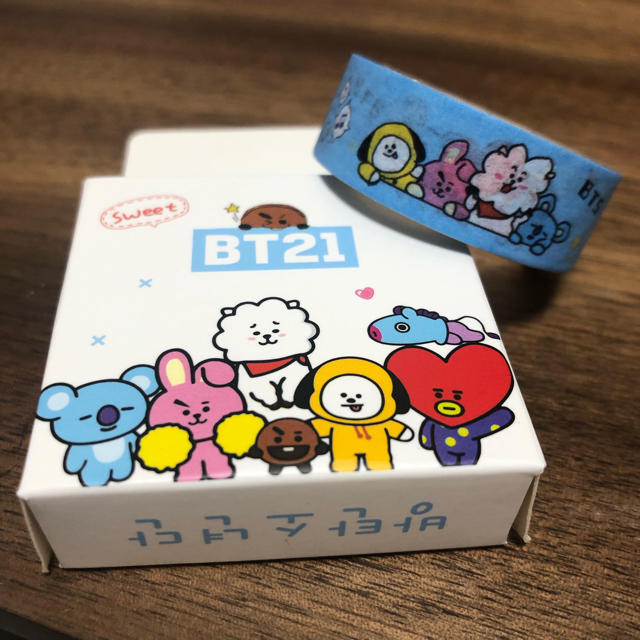 防弾少年団(BTS)(ボウダンショウネンダン)の送料込み！BT21  マスキングテープ インテリア/住まい/日用品の文房具(テープ/マスキングテープ)の商品写真