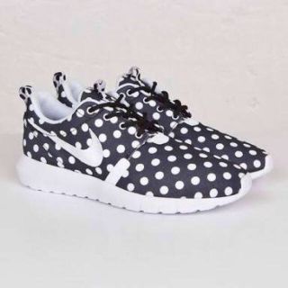 ナイキ(NIKE)のNike Roshe スニーカー 27.5cm クリスティアーノロナウド着用(スニーカー)