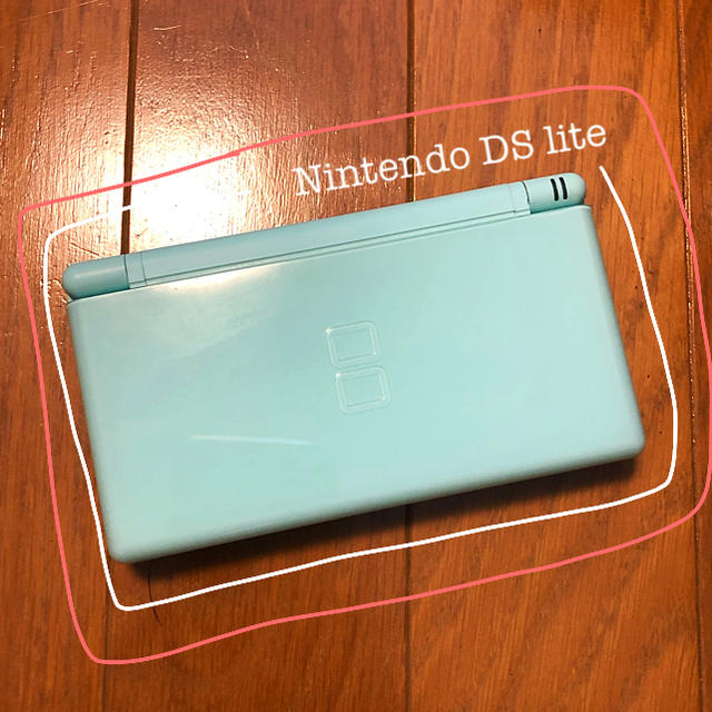 ニンテンドーDS(ニンテンドーDS)のニンテンドー DS lite エンタメ/ホビーのゲームソフト/ゲーム機本体(家庭用ゲーム機本体)の商品写真