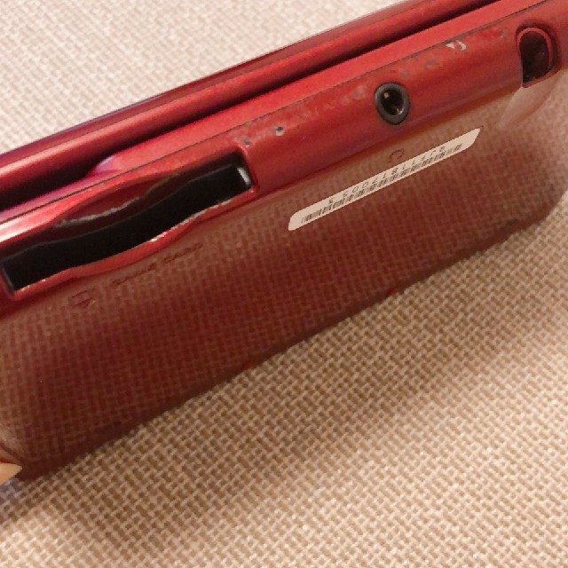 Newニンテンドー3DS LL メタリックレッド 3