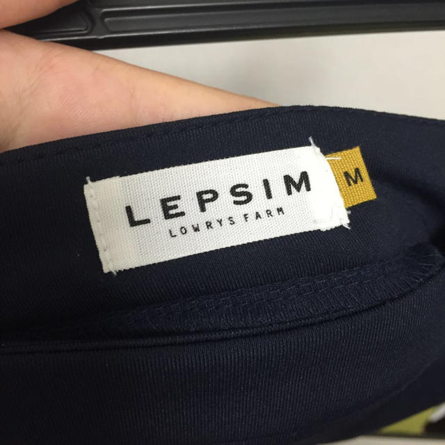 LEPSIM(レプシィム)の7分丈スカート レディースのスカート(その他)の商品写真
