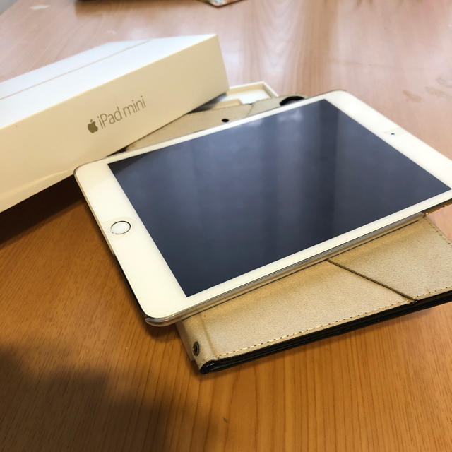 専用 iPad min4 WiFi +Cellularモデル128ＧＢ スマホ/家電/カメラのPC/タブレット(タブレット)の商品写真