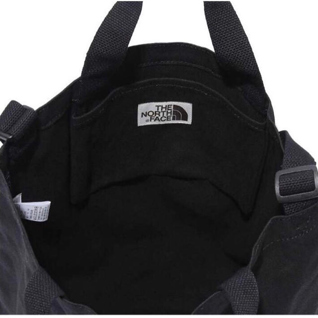 THE NORTH FACE(ザノースフェイス)の韓国限定 ザノースフェイス ホワイトレーベル ビッグロゴ 2WAYトートバッグ メンズのバッグ(トートバッグ)の商品写真