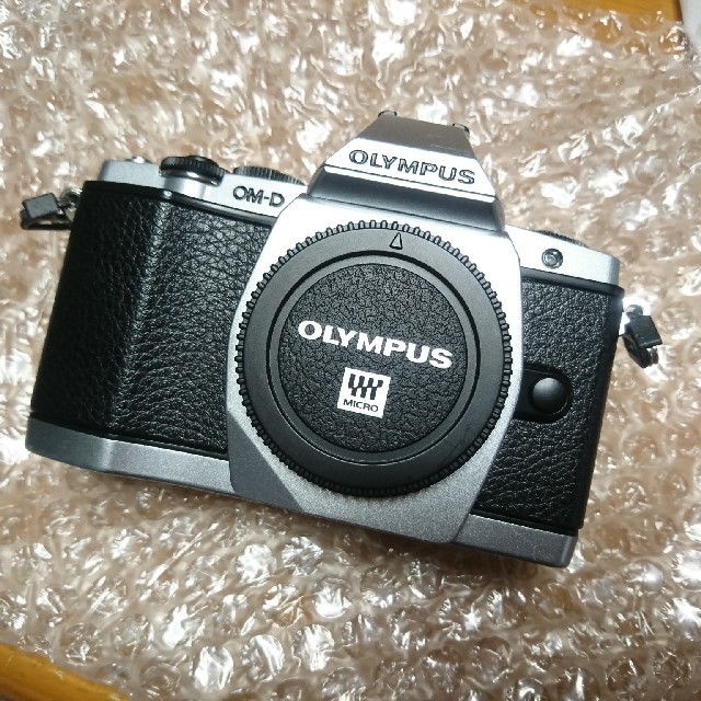 E-M5 シルバー ボディ