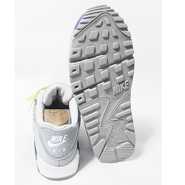 NIKE(ナイキ)の
希少限定ACGパック!ナイキエアマックス90高級スニーカー即完売モデル！


 レディースの靴/シューズ(スニーカー)の商品写真