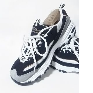 スケッチャーズ(SKECHERS)の
定10789円限定希少!スケッチャーズ高性能ダッドスニーカー黒白金！28


(スニーカー)