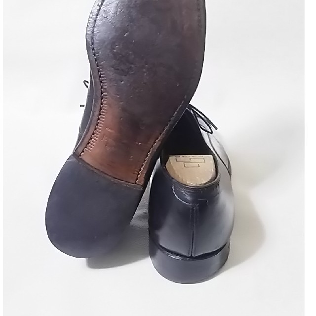 Paraboot(パラブーツ)の
定7万名作ビンテージ!ジョンストン＆マーフィー最強ストレートチップ黒27


 メンズの靴/シューズ(ドレス/ビジネス)の商品写真