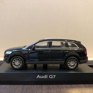 アウディ(AUDI)の1/64 京商 アウディ Q7(ミニカー)