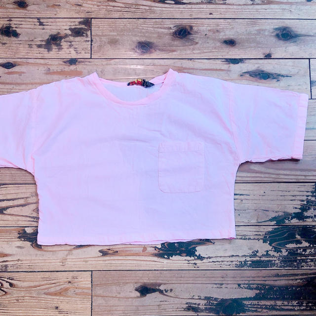 Santa Monica(サンタモニカ)のused ピンクポケットショートt レディースのトップス(Tシャツ(半袖/袖なし))の商品写真