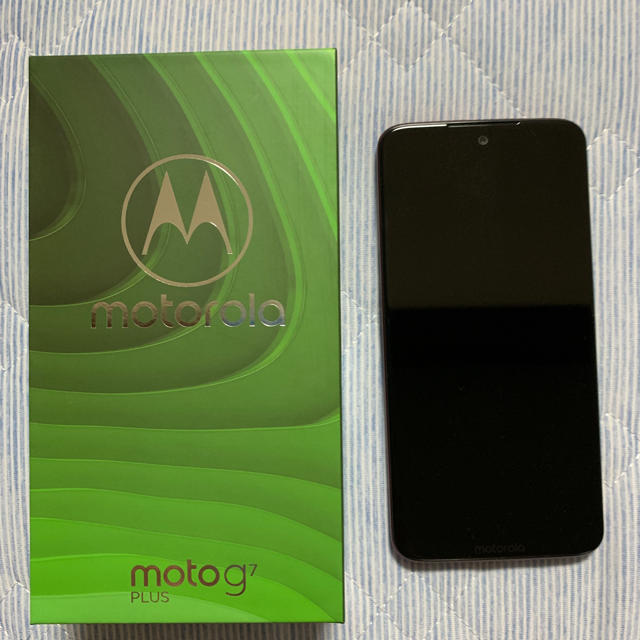 SIMフリー　moto G7 Plus ビバレッド 4GB /  64GB　美品