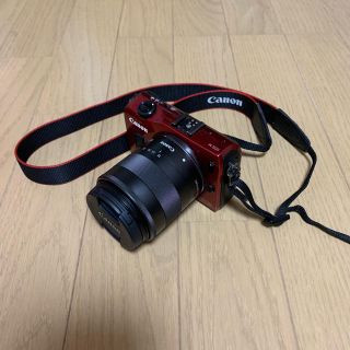 キヤノン(Canon)のCanon EOS M 標準ズームレンズキット(ミラーレス一眼)