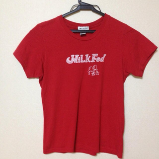ミルクフェド(MILKFED.)のmilk fed 赤Tシャツ 最終値下げ(Tシャツ(半袖/袖なし))