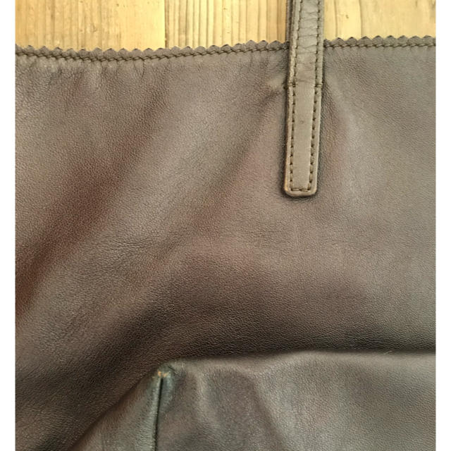 ロエベ (LOEWE) ナッパレザー ALA トートバッグ ロエベ (LOEWE) ナッパレザー ALA トートバッグ