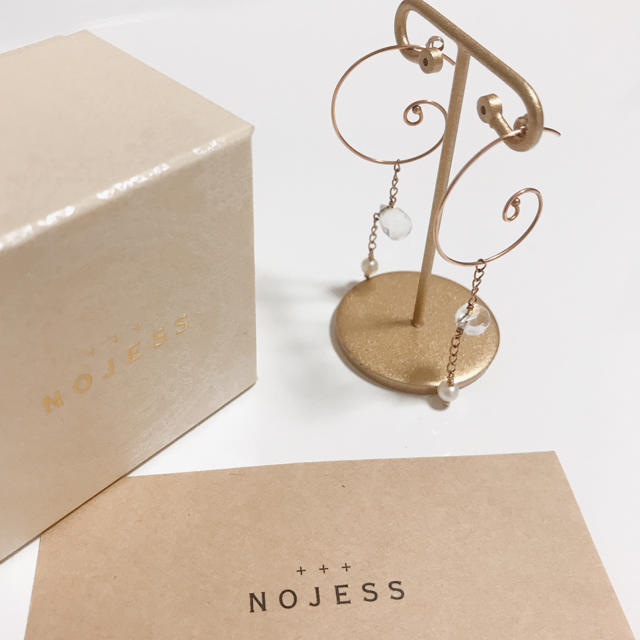 NOJESS(ノジェス)のさっちゃん様ご専用！NOJESS ♡ チャーム付き ピンクゴールドピアス レディースのアクセサリー(ピアス)の商品写真