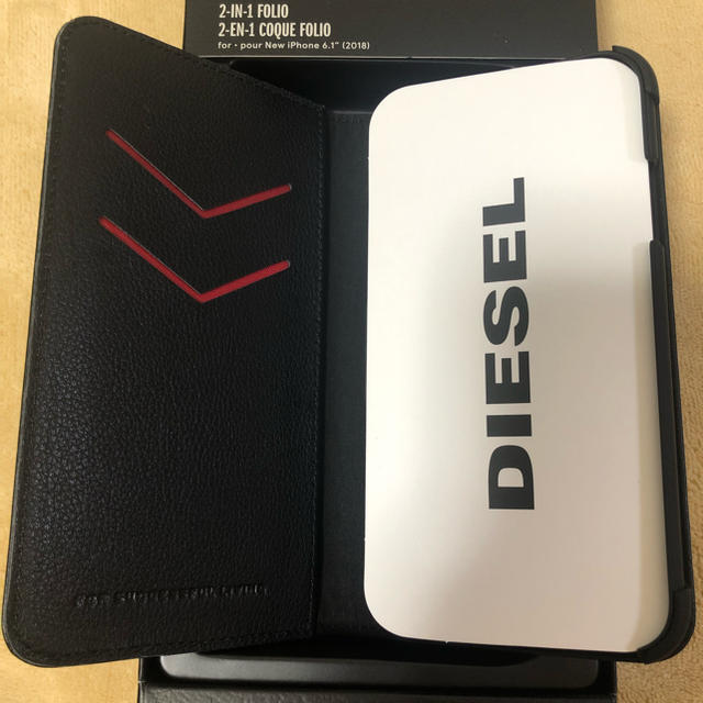 DIESEL(ディーゼル)の【新品】DIESEL iPhoneXRケース スマホ/家電/カメラのスマホアクセサリー(iPhoneケース)の商品写真