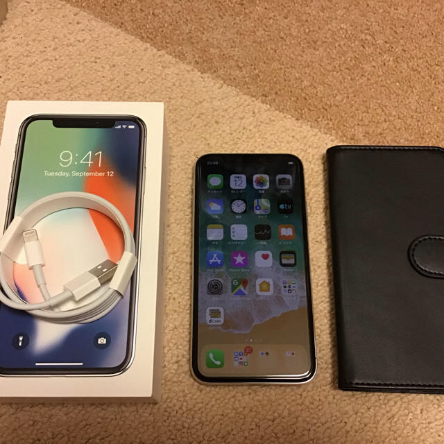 iPhone x 64gbシルバー容量