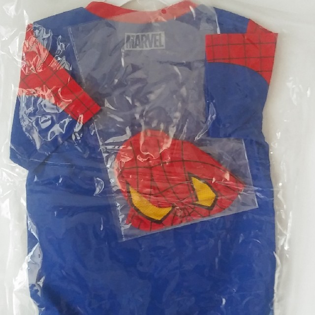 MARVEL(マーベル)のラスト1【新品】スパイダーマン　キッズTシャツ キッズ/ベビー/マタニティのキッズ服男の子用(90cm~)(Tシャツ/カットソー)の商品写真