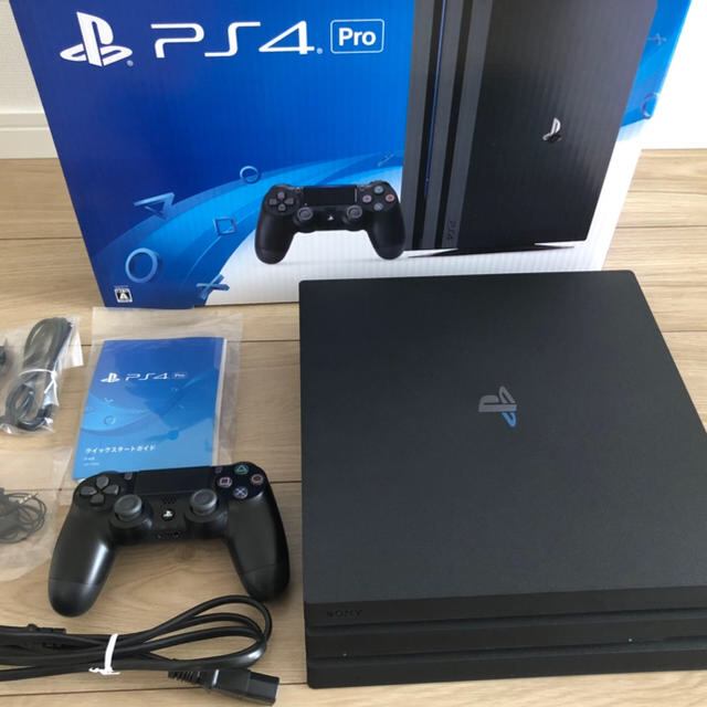 PlayStation4(プレイステーション4)のPlayStation®4 Pro ジェット・ブラック 1TB エンタメ/ホビーのゲームソフト/ゲーム機本体(家庭用ゲーム機本体)の商品写真