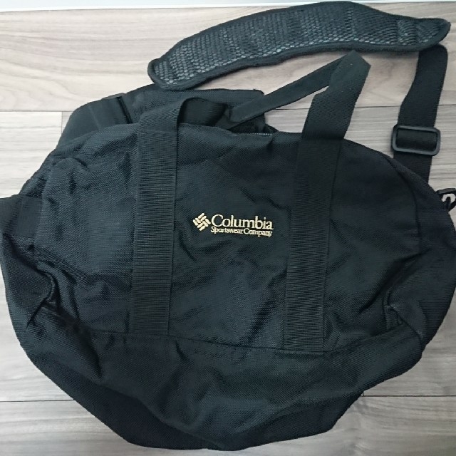 Columbia(コロンビア)のColumbia ショルダーバッグ メンズのバッグ(ショルダーバッグ)の商品写真