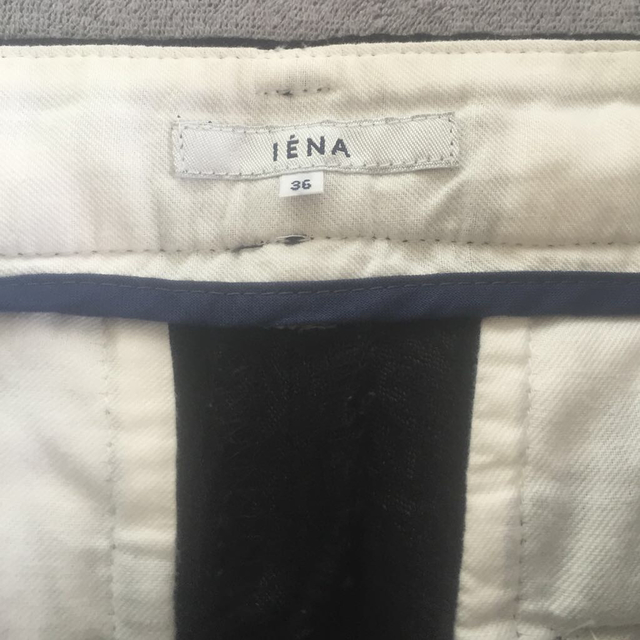 IENA(イエナ)のイエナ ジャガード柄センタープレスパンツ レディースのパンツ(クロップドパンツ)の商品写真