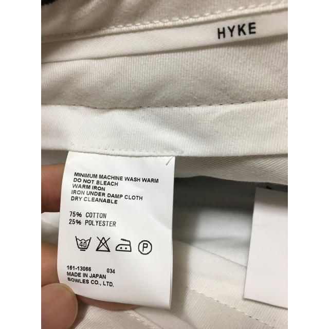 HYKE(ハイク)のHYKE ハイク クロップドワイドチノ SIZE1 ブラック レディースのパンツ(チノパン)の商品写真