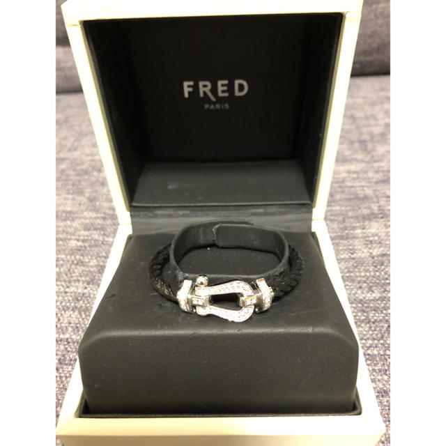 FRED(フレッド)の新品同様 刻印有 FRED フォース10 アフター全面ダイヤ  メンズのアクセサリー(ブレスレット)の商品写真