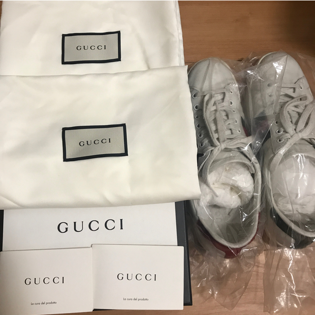 Gucci(グッチ)のGUCCI ACE BEE  スニーカー　arister様専用 メンズの靴/シューズ(スニーカー)の商品写真