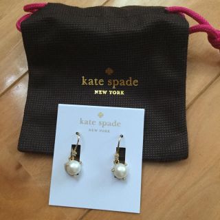 ケイトスペードニューヨーク(kate spade new york)のケイトスペード コットンパールピアス 新品未使用(ピアス)