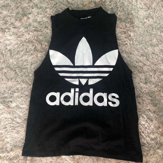 adidas(アディダス)の新品未使用♡送料込み レディースのトップス(Tシャツ(半袖/袖なし))の商品写真