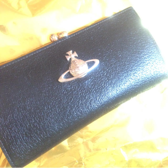 Vivienne Westwood(ヴィヴィアンウエストウッド)のヴィヴィアンウエストウッド 革財布 レディースのファッション小物(財布)の商品写真