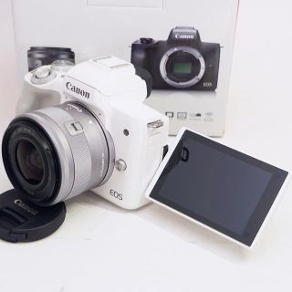 キヤノン(Canon)のスマホ転送機能付♪キヤノン EOS Kiss M(ミラーレス一眼)