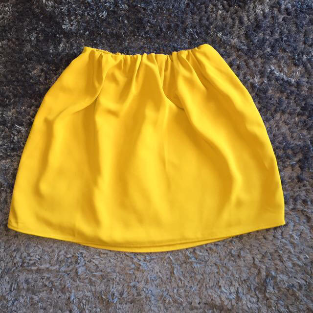 KBF(ケービーエフ)のKBF スカート レディースのスカート(ミニスカート)の商品写真