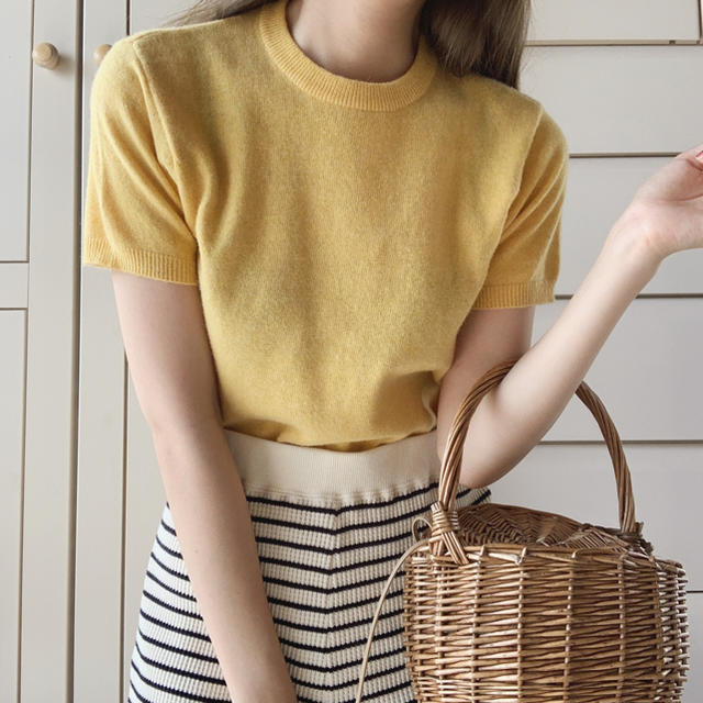 Lochie(ロキエ)のvintage yellow knit レディースのトップス(カットソー(半袖/袖なし))の商品写真