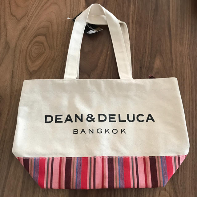 DEAN & DELUCA(ディーンアンドデルーカ)のDEAN&DELUCA バンコク限定 トート レディースのバッグ(トートバッグ)の商品写真