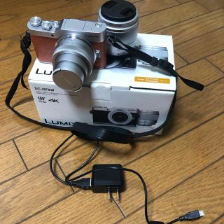 パナソニック LUMIX DC- GF9W ダブルレンズキット (ミラーレス一眼)