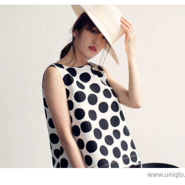 marimekko - 新品タグ付き マリメッコ UNIQLO ドット柄 Mサイズの通販 by SAMY☺︎全て送料込 新品〜美品｜マリメッコならラクマ