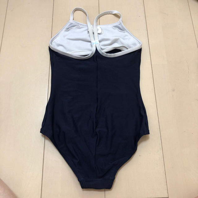 NIKE(ナイキ)の水着 NIKE 145-150 キッズ/ベビー/マタニティのキッズ服女の子用(90cm~)(水着)の商品写真