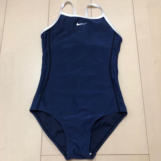 NIKE(ナイキ)の水着 140 NIKE  キッズ/ベビー/マタニティのキッズ服女の子用(90cm~)(水着)の商品写真