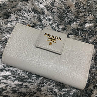 プラダ(PRADA)のプラダ 財布 ホワイト(財布)