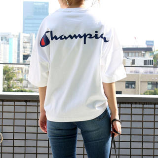 チャンピオン バックプリント Tシャツ(レディース/半袖)の通販 16点 | Championのレディースを買うならラクマ