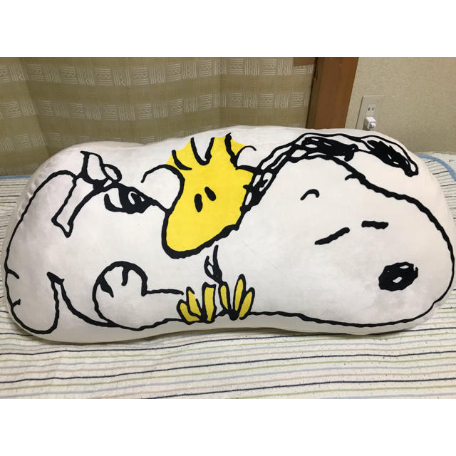 SNOOPY(スヌーピー)のスヌーピー クッション 抱き枕 インテリア/住まい/日用品のインテリア小物(クッション)の商品写真