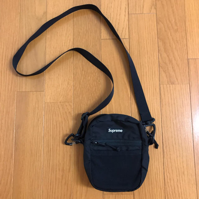 Supreme(シュプリーム)の17ss small Supreme shoulder bag black メンズのバッグ(ショルダーバッグ)の商品写真