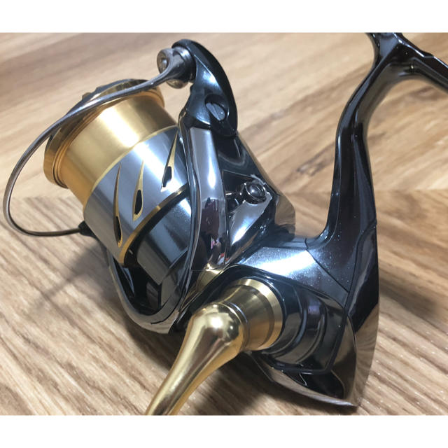 リールSHIMANO 14ステラ C2000HGS