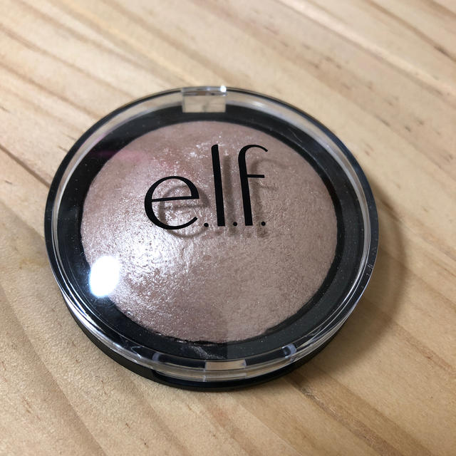 elf(エルフ)の☆elf パウダーハイライター☆ コスメ/美容のベースメイク/化粧品(フェイスカラー)の商品写真