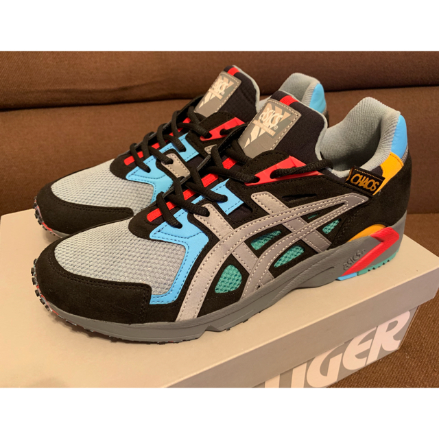 Vivienne Westwood(ヴィヴィアンウエストウッド)の国内正規品 ASICSTIGER × VIVIENNE WESTWOOD メンズの靴/シューズ(スニーカー)の商品写真