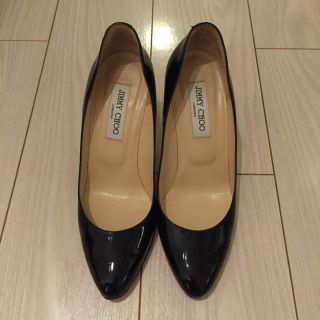 ジミーチュウ(JIMMY CHOO)のジミーチュウ黒パテントパンプスギルバート(ハイヒール/パンプス)