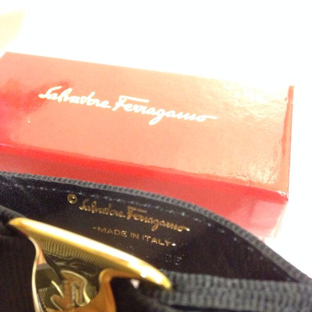 Salvatore Ferragamo(サルヴァトーレフェラガモ)のtiara様 専用    レディースのファッション小物(キーケース)の商品写真