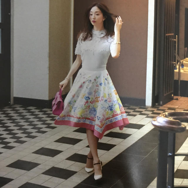 Chesty(チェスティ)のChesty Flower Print Skirt(期間限定お値下げ) レディースのスカート(ひざ丈スカート)の商品写真