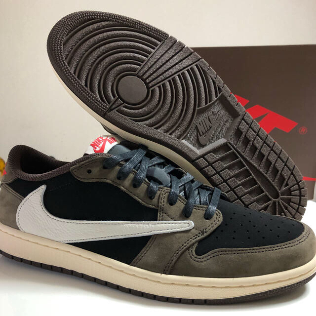 即納!最大半額!】 NIKE - トラビススコット エアジョーダン1 low