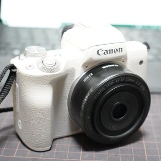 キヤノン(Canon)のcanon kiss M　セット （最終値下げ済）（掲載は本日まで）(ミラーレス一眼)